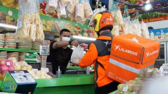 Jelang Akhir Tahun Pengiriman Paket Logistik Diperkirakan Meningkat