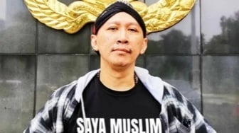 Bikin Geger! Abu Janda Pamer Jawaban Meta AI Soal Asal Bangsa Yahudi dan Arab