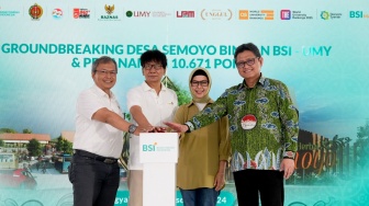 BSI Kembangkan Ekonomi dan Tanam Pohon di Desa Semoyo Yogyakarta