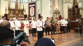 Menag Nasaruddin Umar Kunjungi Gereja Katedral dan Sampaikan Pesan Natal Damai