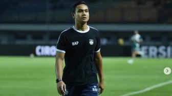 Sepak Bola Indonesia Tercoreng! Official Persib Bandung Jadi Korban Pemukulan di Solo