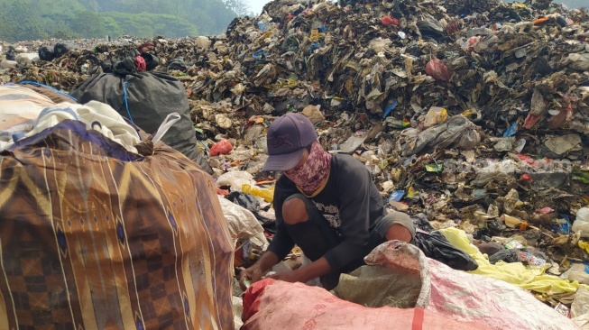 Selama Ramadan 2024, TPS Sarimukti Bandung Terima Sampah Sebanyak 1 Ton Lebih