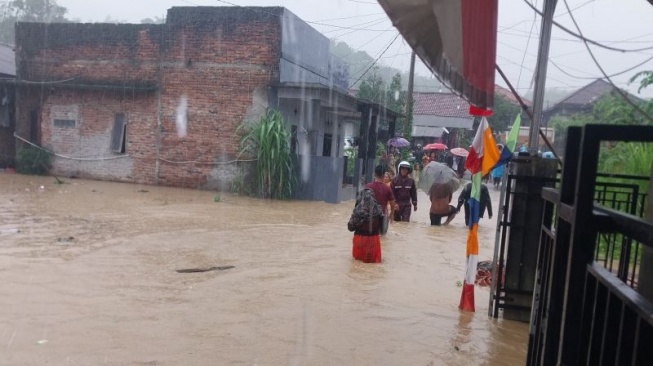 Pemkot Bogor Salurkan Bantuan untuk Korban Banjir dan Longsor Sukabumi